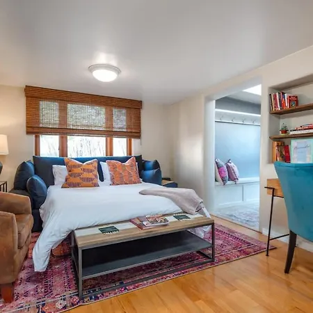 Charming Adobe In Holiday home Santa Fe